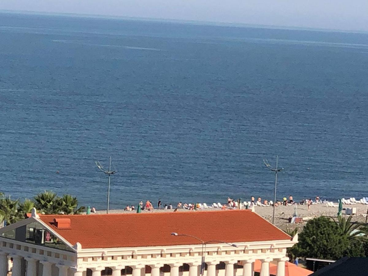 Apartment Sea Tower Khimshiashvili 15 Batumi Ngoại thất bức ảnh
